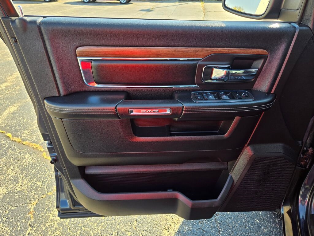 2013 Ram 1500 Laramie photo 21
