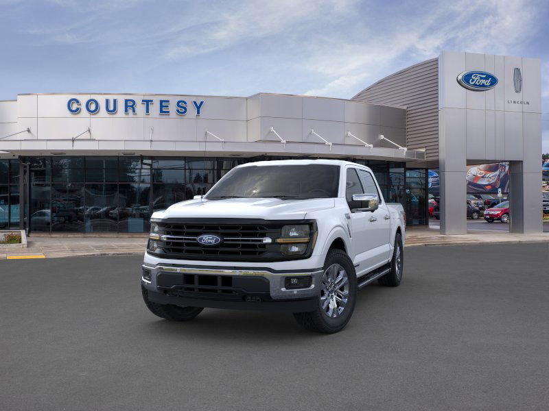 2025 Ford F-150 XLT photo 2
