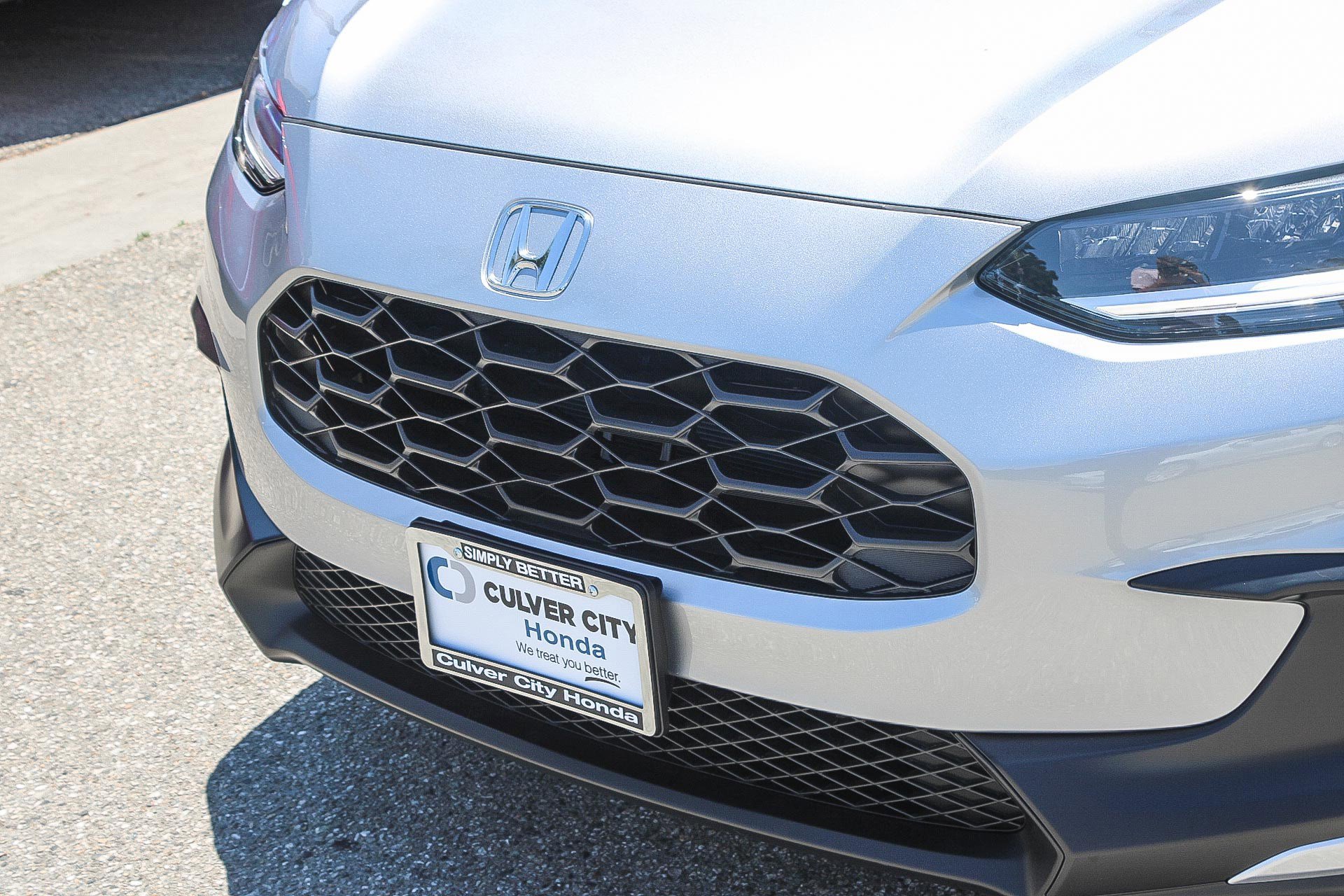 2026 Honda HR-V LX photo 2