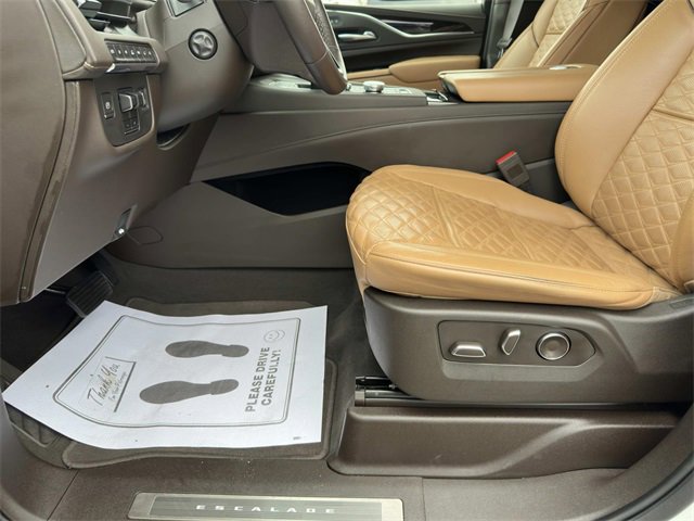 2023 Cadillac Escalade Sport photo 17