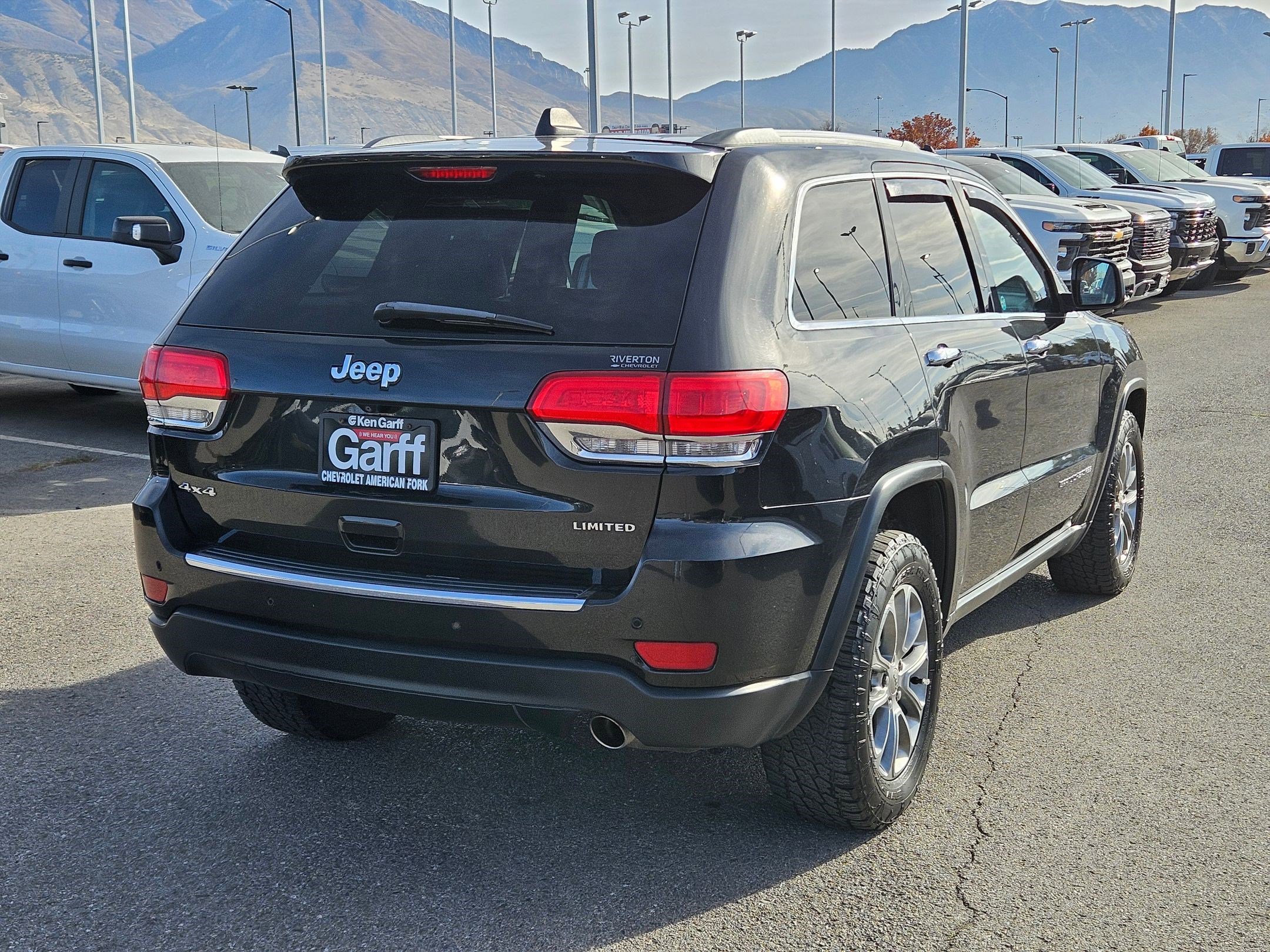 2016 Jeep Grand Cherokee Limited photo 3