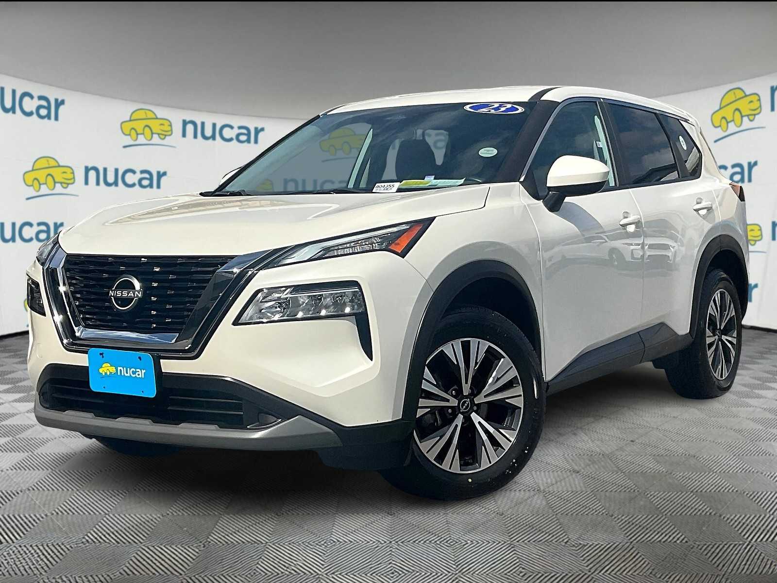 2023 Nissan Rogue SV photo 3