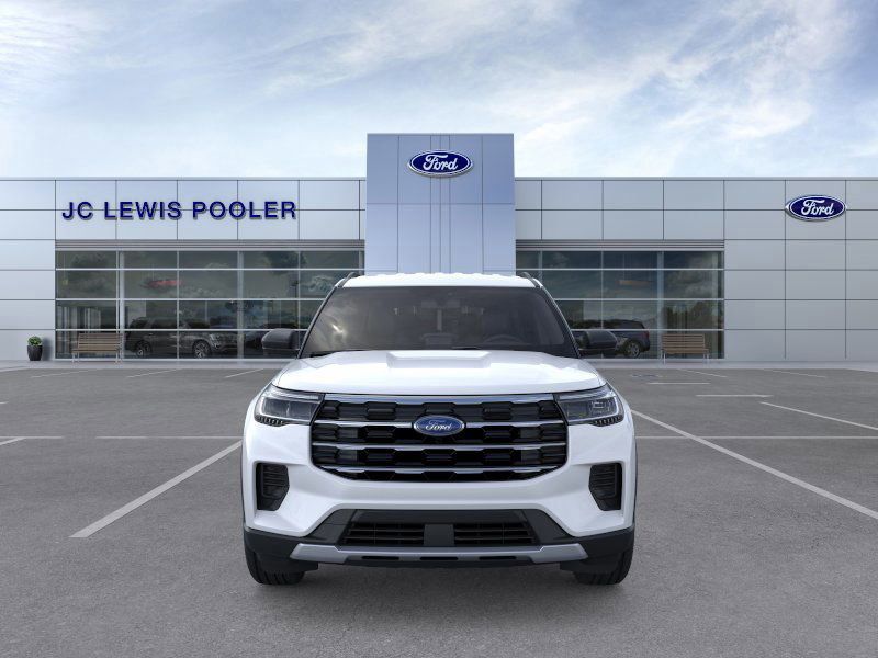 2025 Ford Explorer photo 6