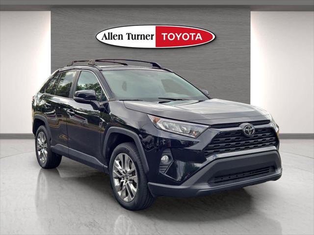 2021 Toyota RAV4 XLE Premium's photo