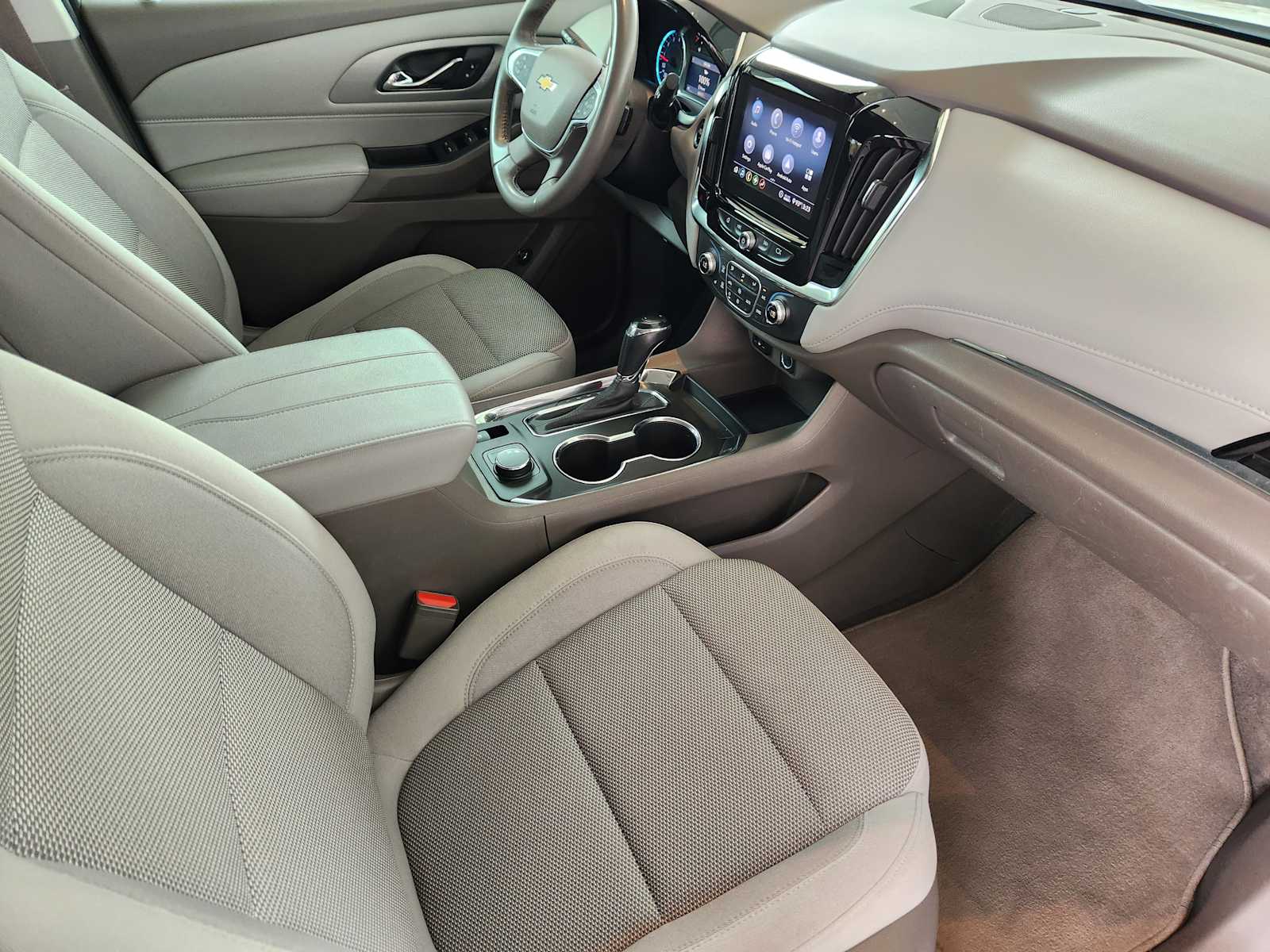 2020 Chevrolet Traverse Cloth photo 11