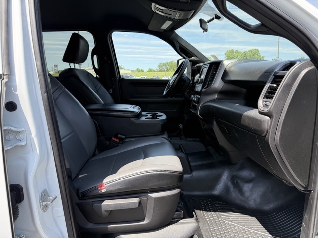 2023 Ram 3500 Tradesman photo 9