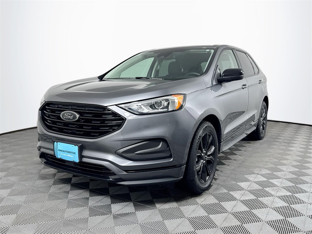 2023 Ford Edge SE's photo