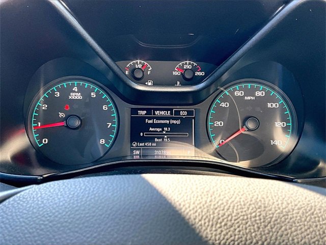 2022 Chevrolet Colorado LT photo 3