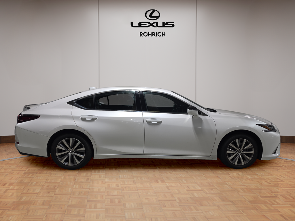 2021 Lexus ES 350 photo 4
