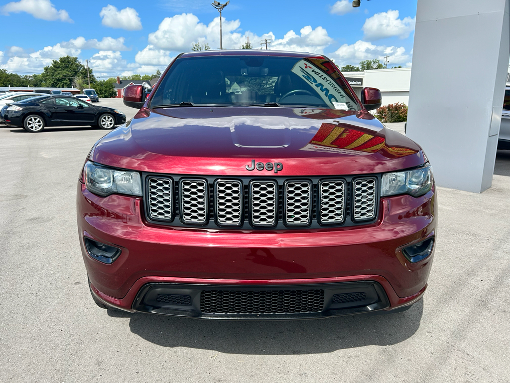 2019 Jeep Grand Cherokee Altitude photo 2
