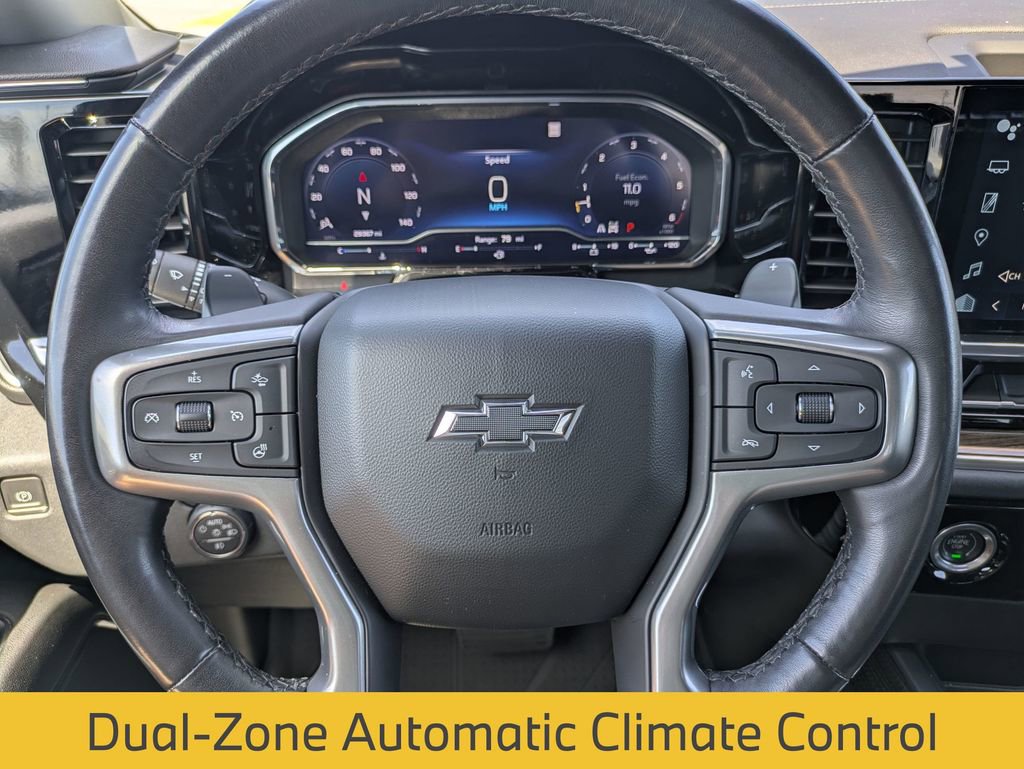 2023 Chevrolet Silverado 1500 RST photo 13