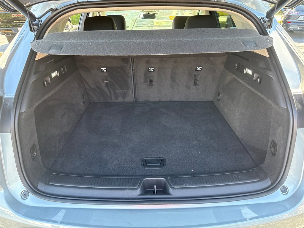 2023 Buick Envision Essence photo 30