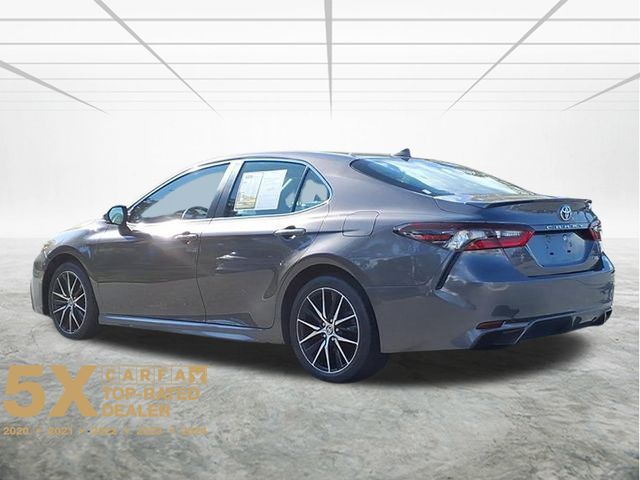 2024 Toyota Camry SE photo 15