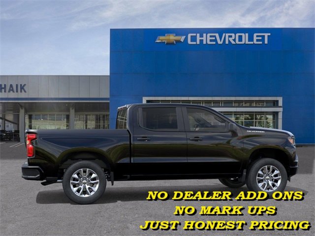 2026 Chevrolet Silverado Custom photo 5