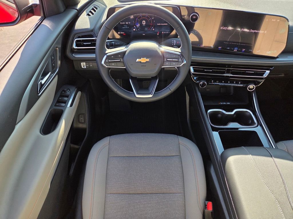 2026 Chevrolet Traverse photo 8