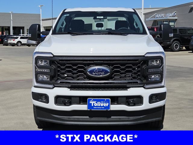 2025 Ford F-250 XL photo 3