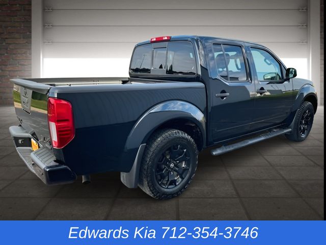 2021 Nissan Frontier SV photo 3