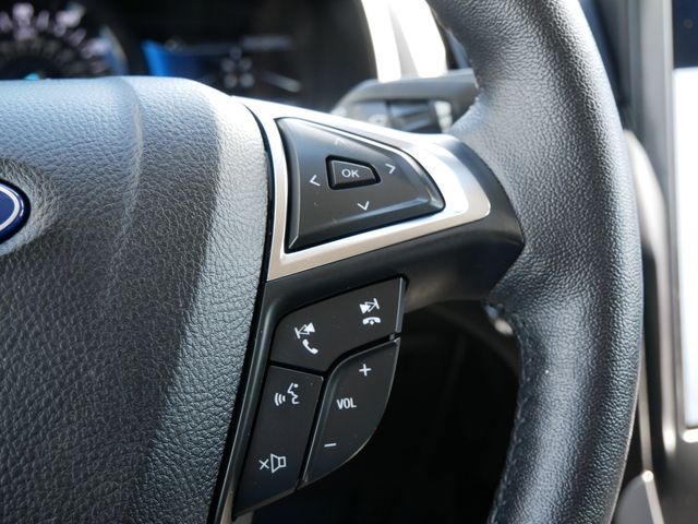 2022 Ford Edge SEL photo 24