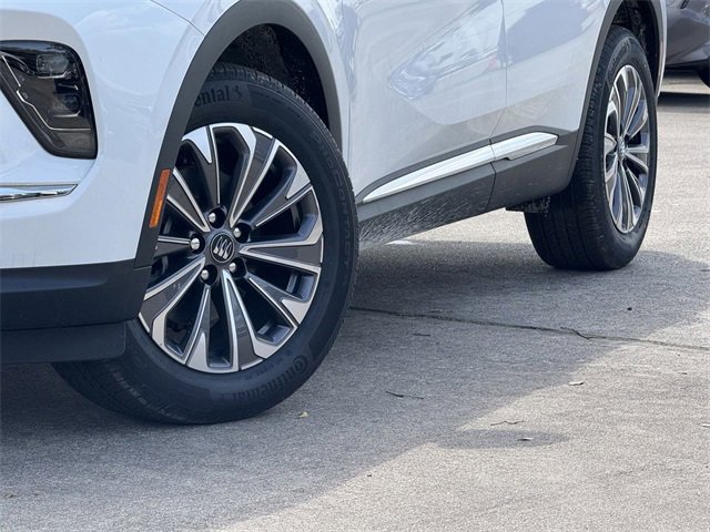 2025 Buick Envision Preferred photo 3