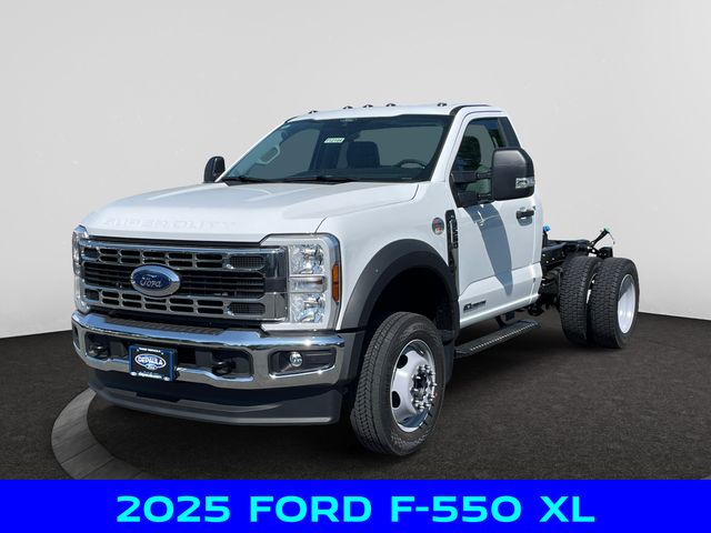 2025 Ford F-550 Super Duty Chassis Cab XL's photo