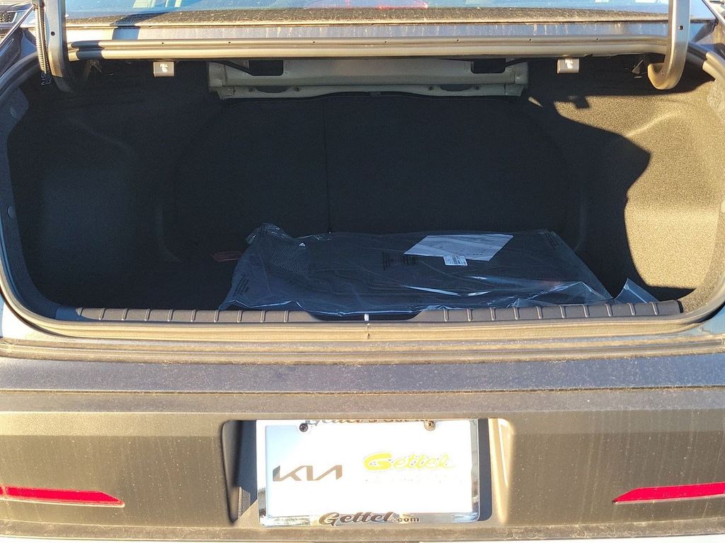 2025 Kia K4 LXS photo 13