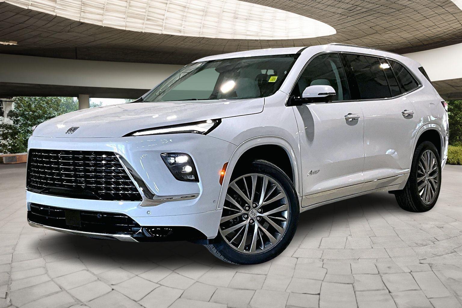 2026 Buick Enclave Avenir's photo