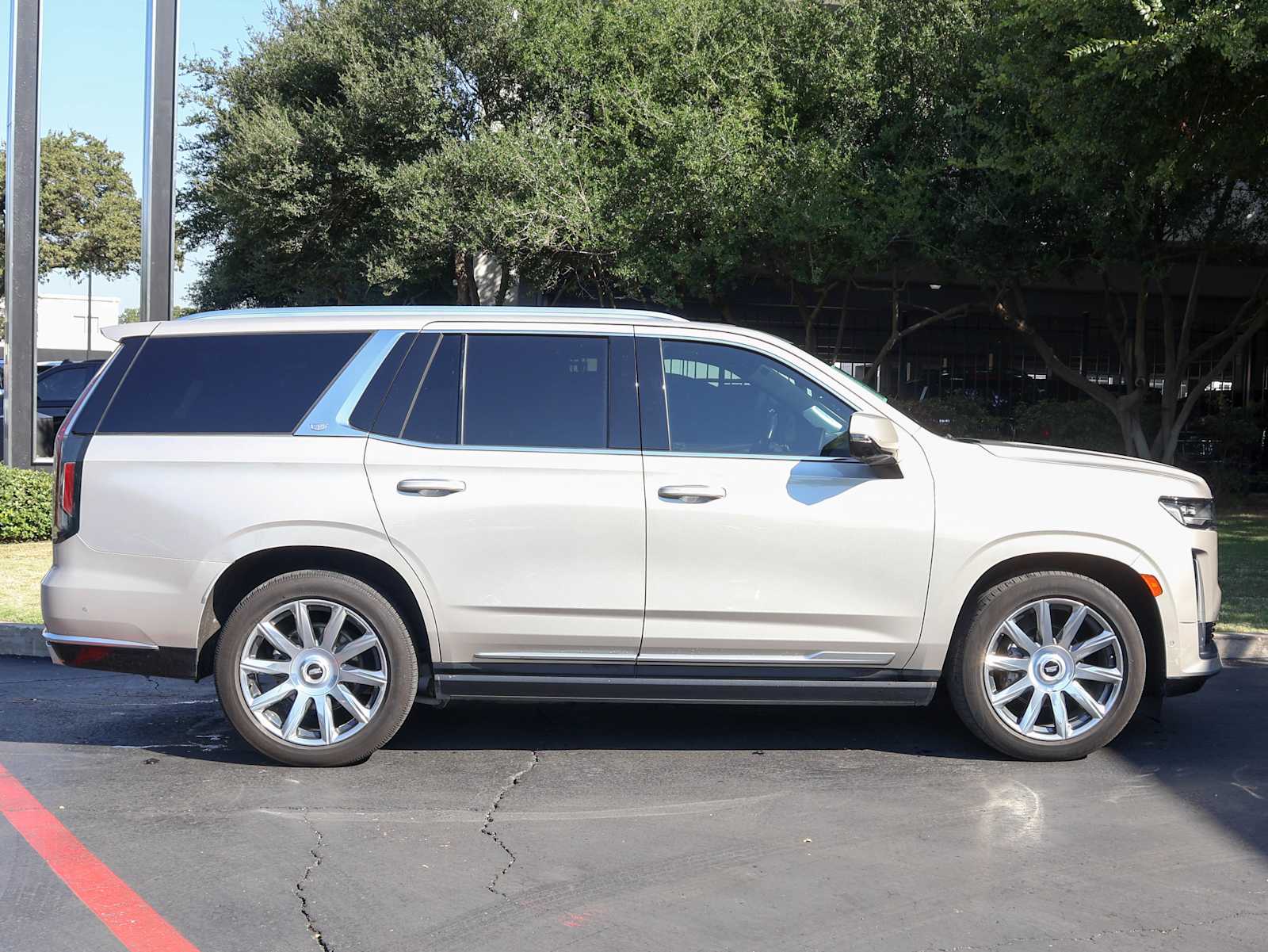 2022 Cadillac Escalade Premium Luxury Platinum photo 6