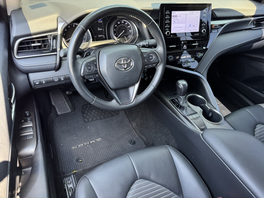 2023 Toyota Camry SE photo 18