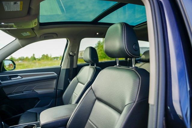 2022 Volkswagen Atlas SEL photo 7