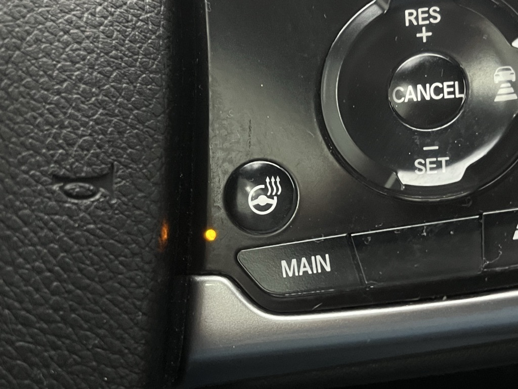 2022 Honda CR-V Hybrid Touring photo 8