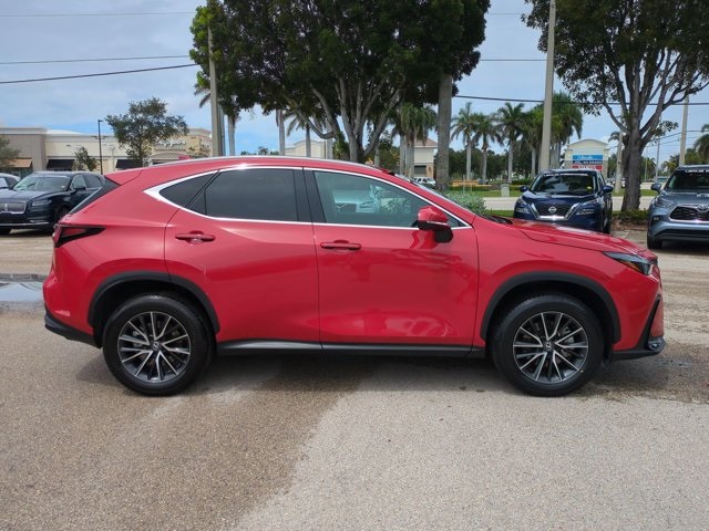 2024 Lexus NX 250 Premium photo 3
