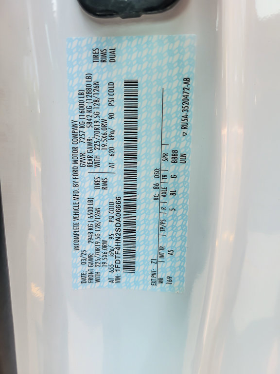 2025 FORD F-450 - Image 22