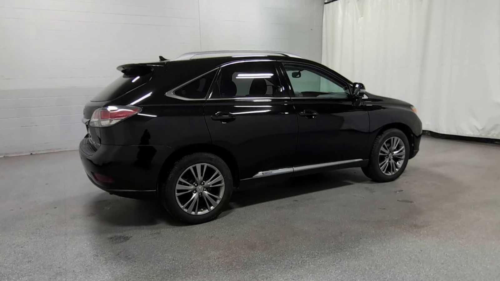 2013 Lexus RX 450h photo 2