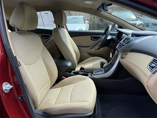 2013 Hyundai Elantra GLS photo 14