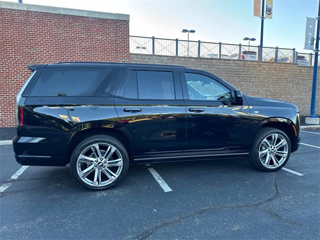 2025 Cadillac Escalade Sport photo 8