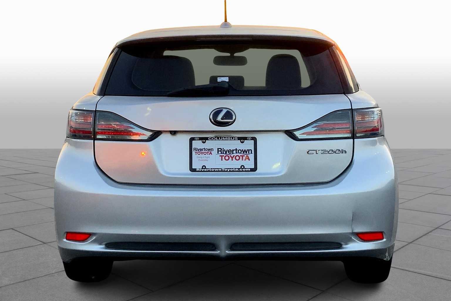 2013 Lexus CT 200h photo 4