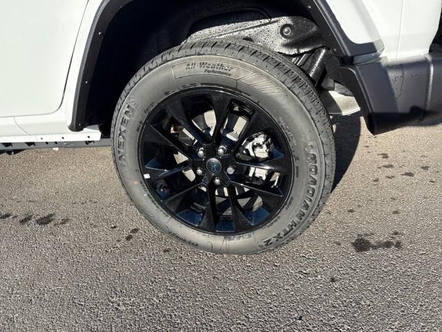 New 2024 Bright White Clear-Coat Exterior Paint Jeep Willys image 9