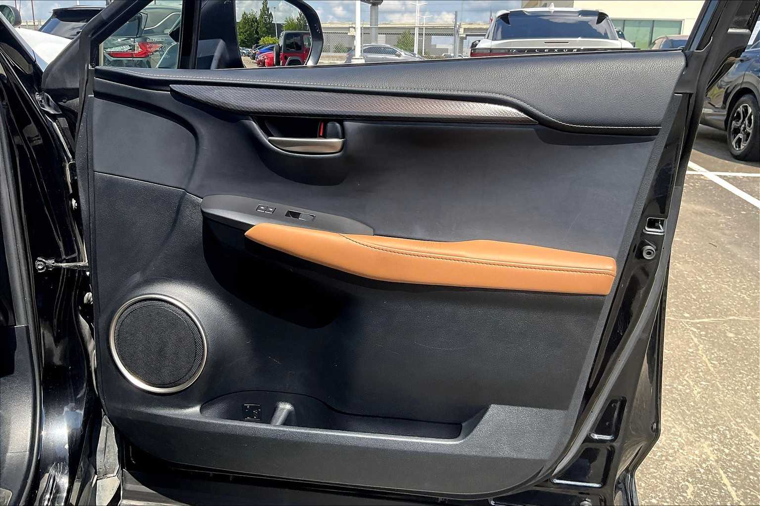 2017 Lexus NX 200t Luxury photo 20