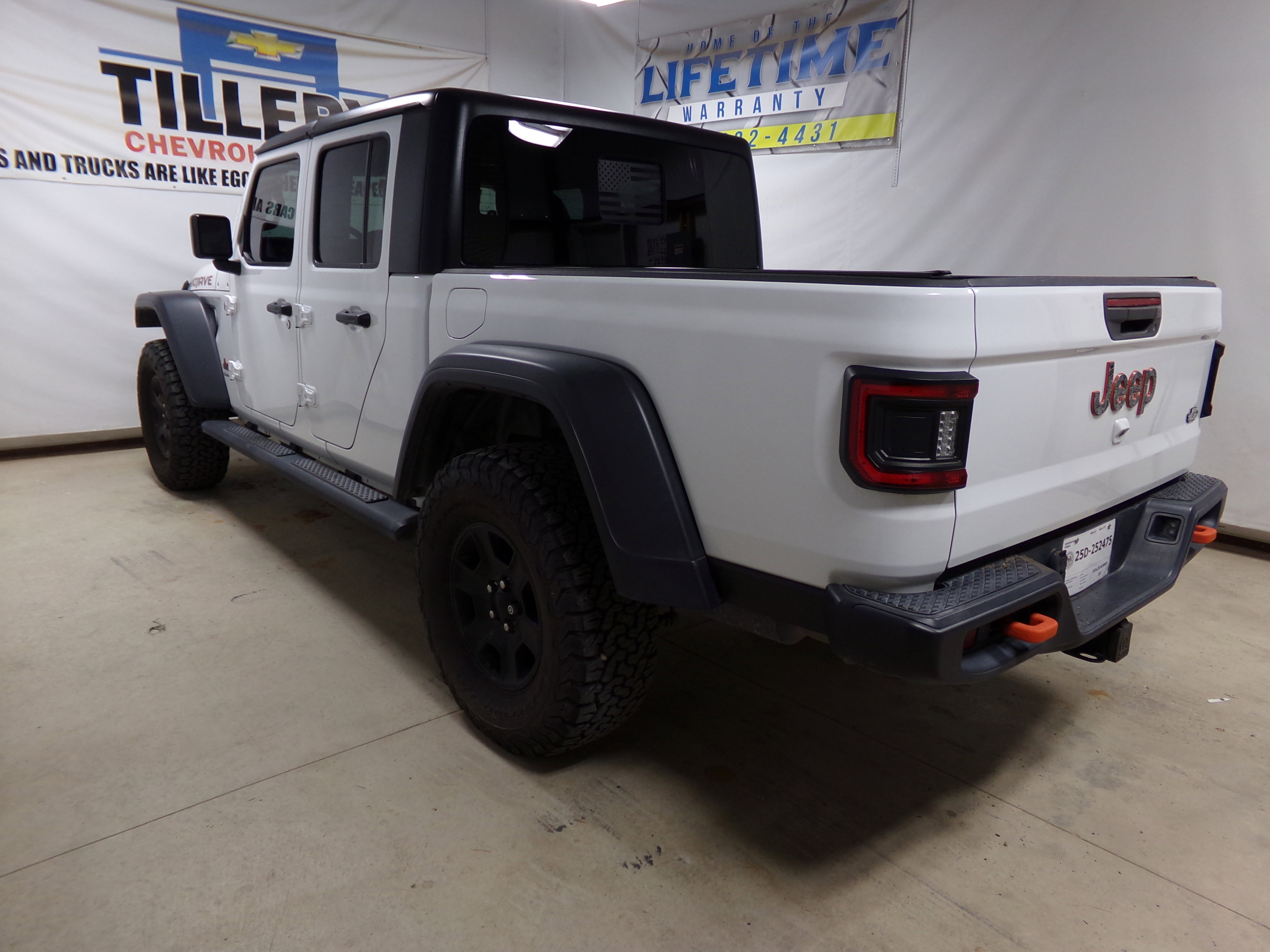 2021 Jeep Gladiator Mojave photo 4
