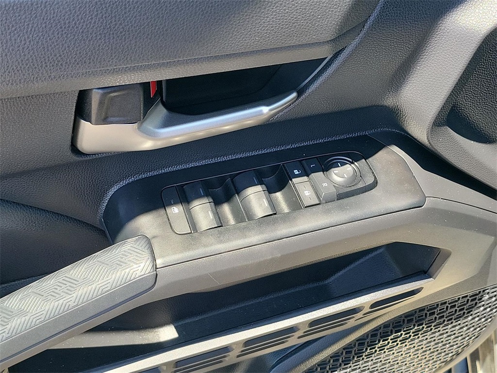 2025 Toyota Tacoma photo 15