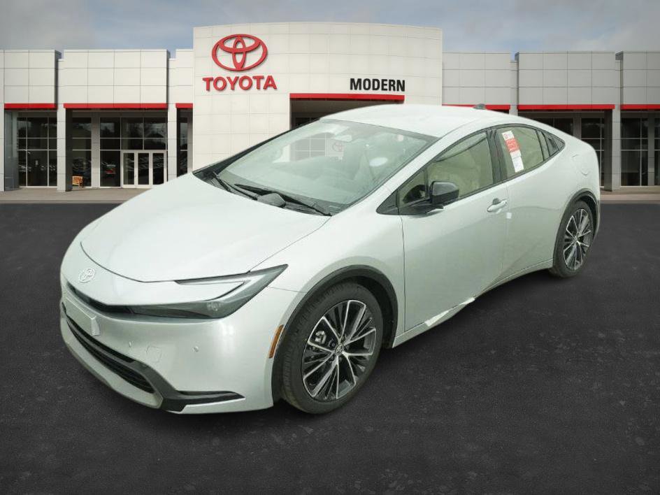 2026 Toyota Prius XLE's photo