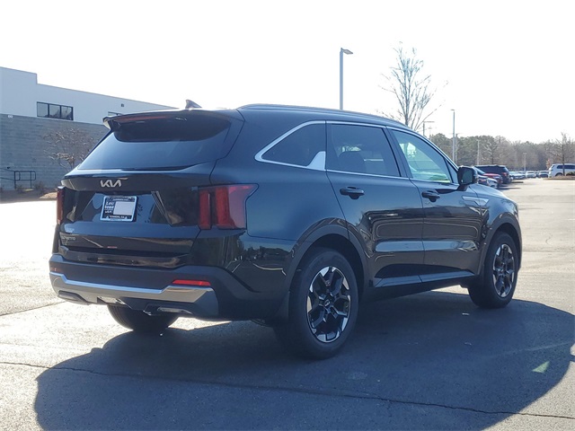 2025 Kia Sorento S photo 3