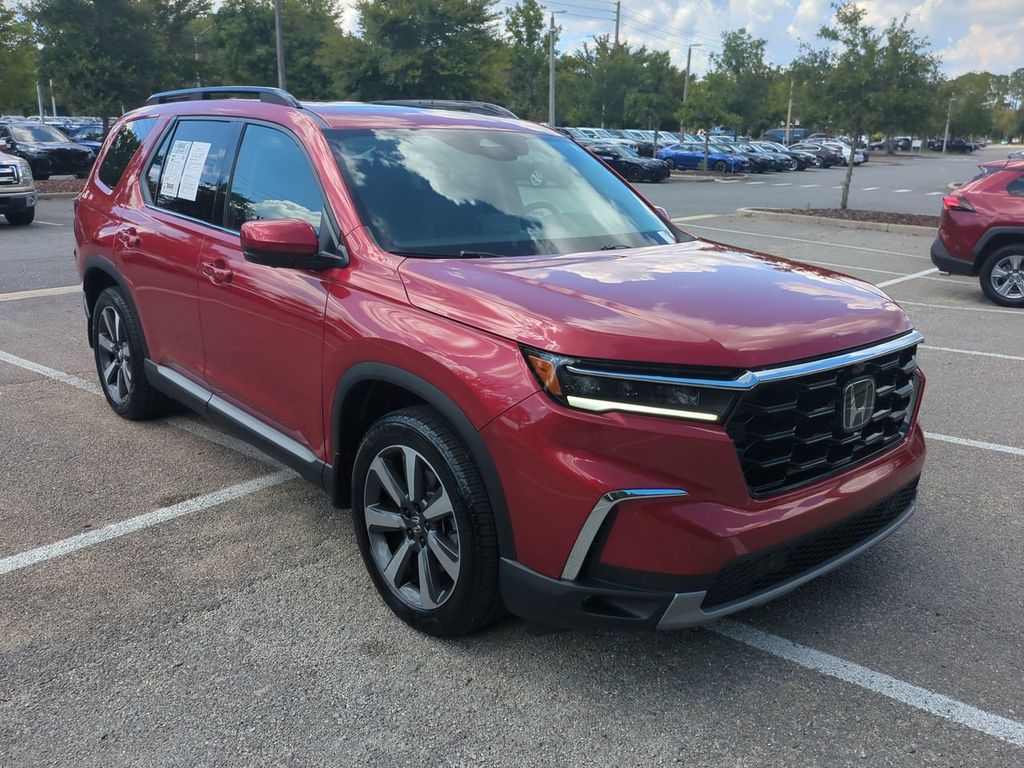 2023 Honda Pilot Elite photo 2