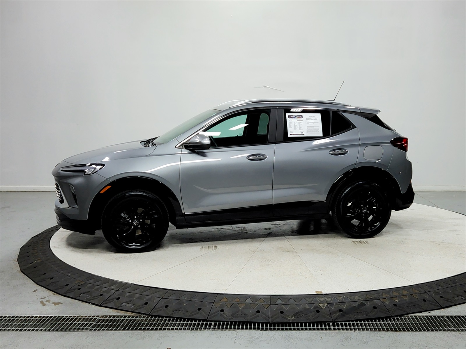 2024 Buick Encore GX Sport Touring photo 4