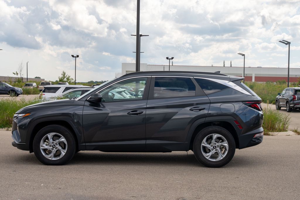 2024 Hyundai Tucson SEL photo 3