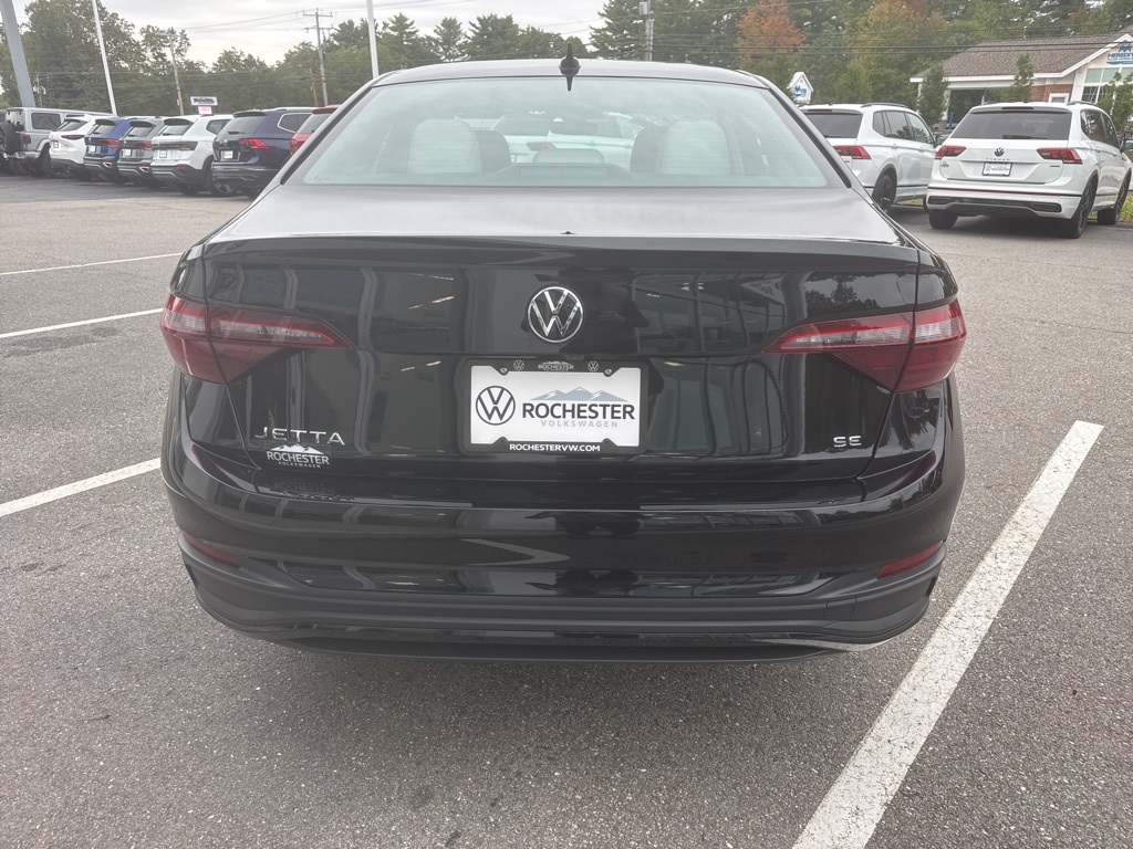 2024 Volkswagen Jetta 1.5T SE photo 4