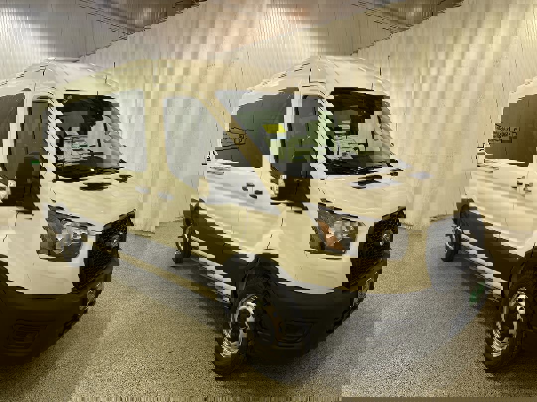 2025 Ford Transit Passenger Van XL's photo