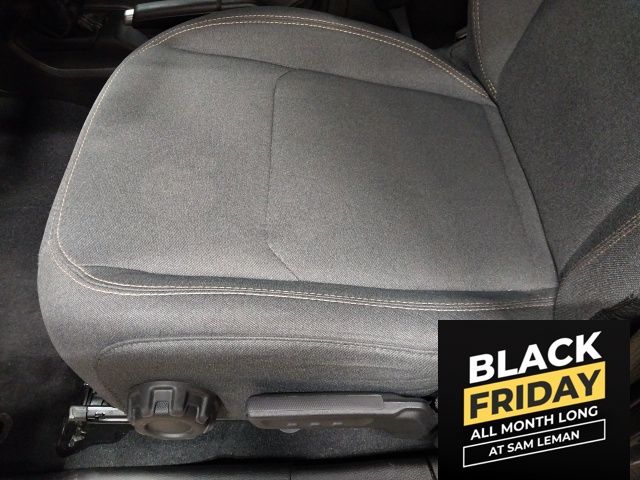 2024 Jeep Wrangler Willys photo 3