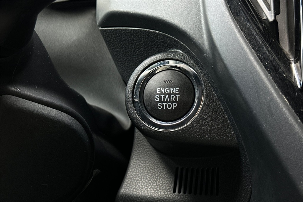 2025 Subaru Forester Touring photo 24