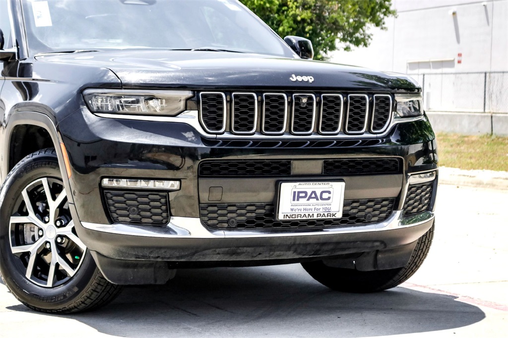 2024 Jeep Grand Cherokee Limited photo 3